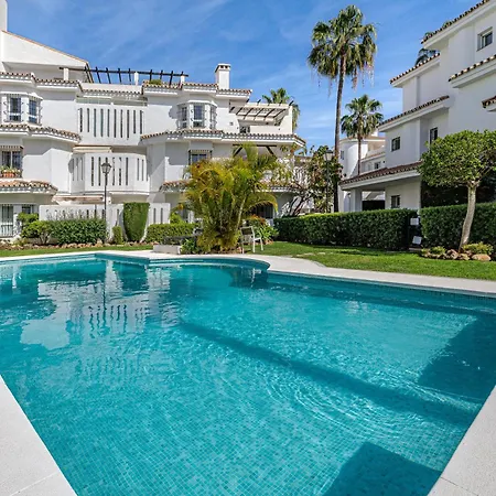 Апартаменти Luxury Apartment, Puerto Banus