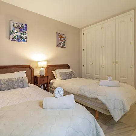 Luxury Apartment, Puerto Banus Апартаменти *